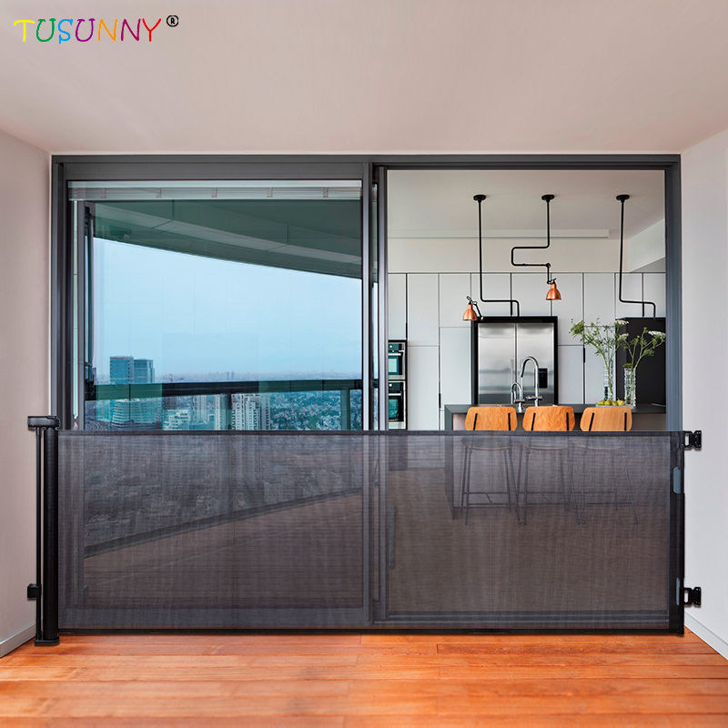 SH20.006B Multifunction Adjustable Child Isolating Barrier Baby Safety Gate